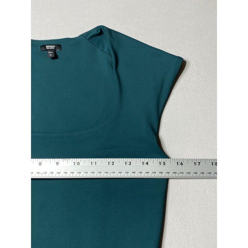Express Body Contour High Compression Bodysuit Womens M Green Scoop Neck - Picture 4 of 8